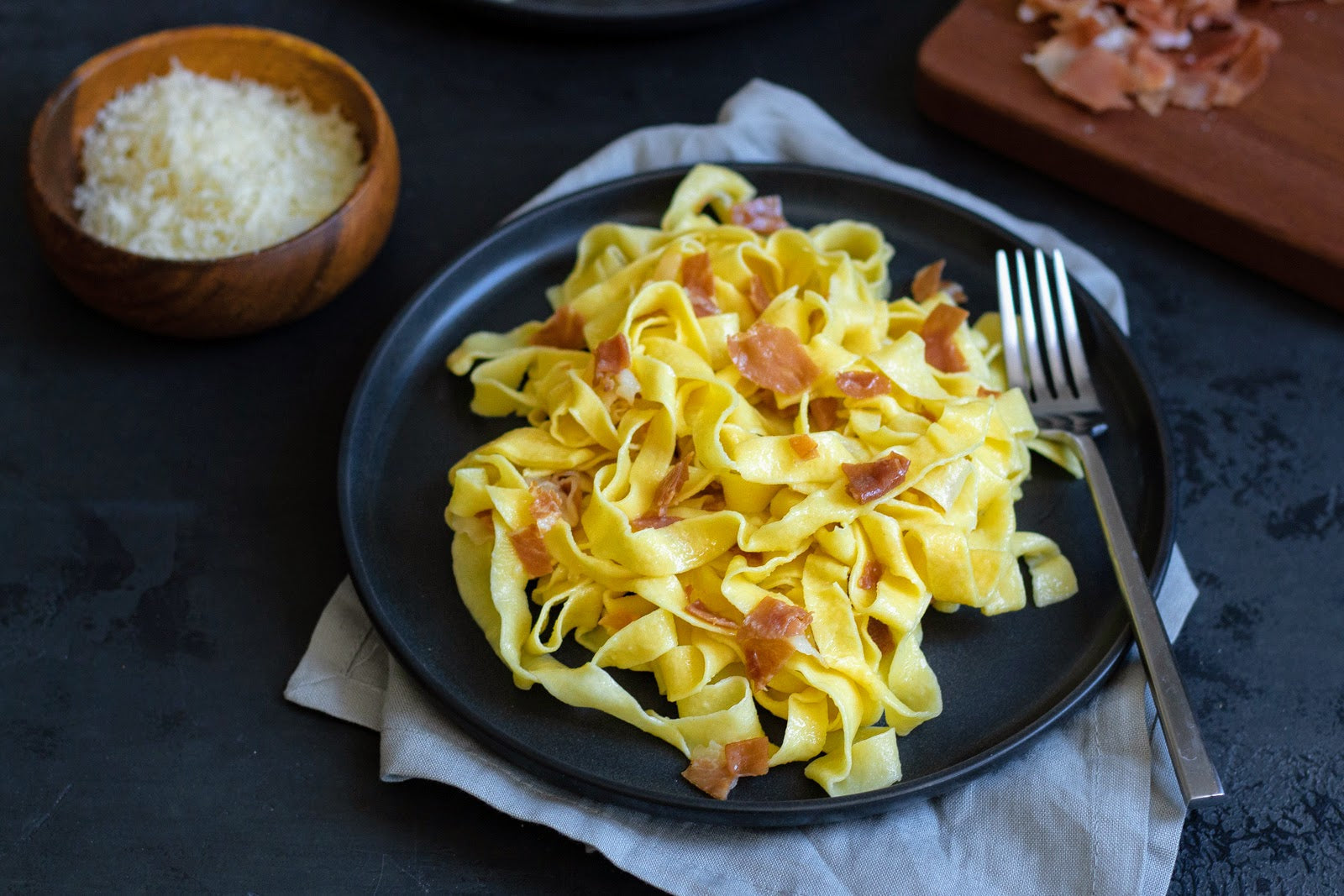 tagliatelle with prosciutto and butter