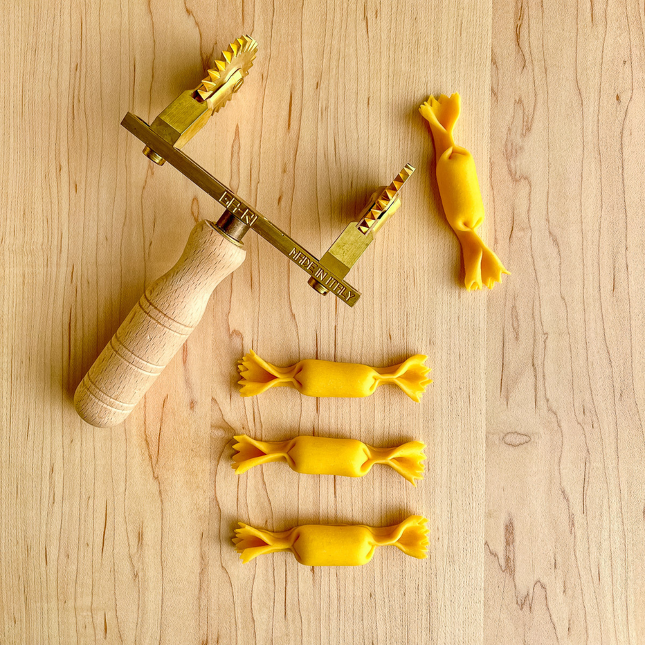Adjustable Fluted Pasta Cutter – q.b. Cucina